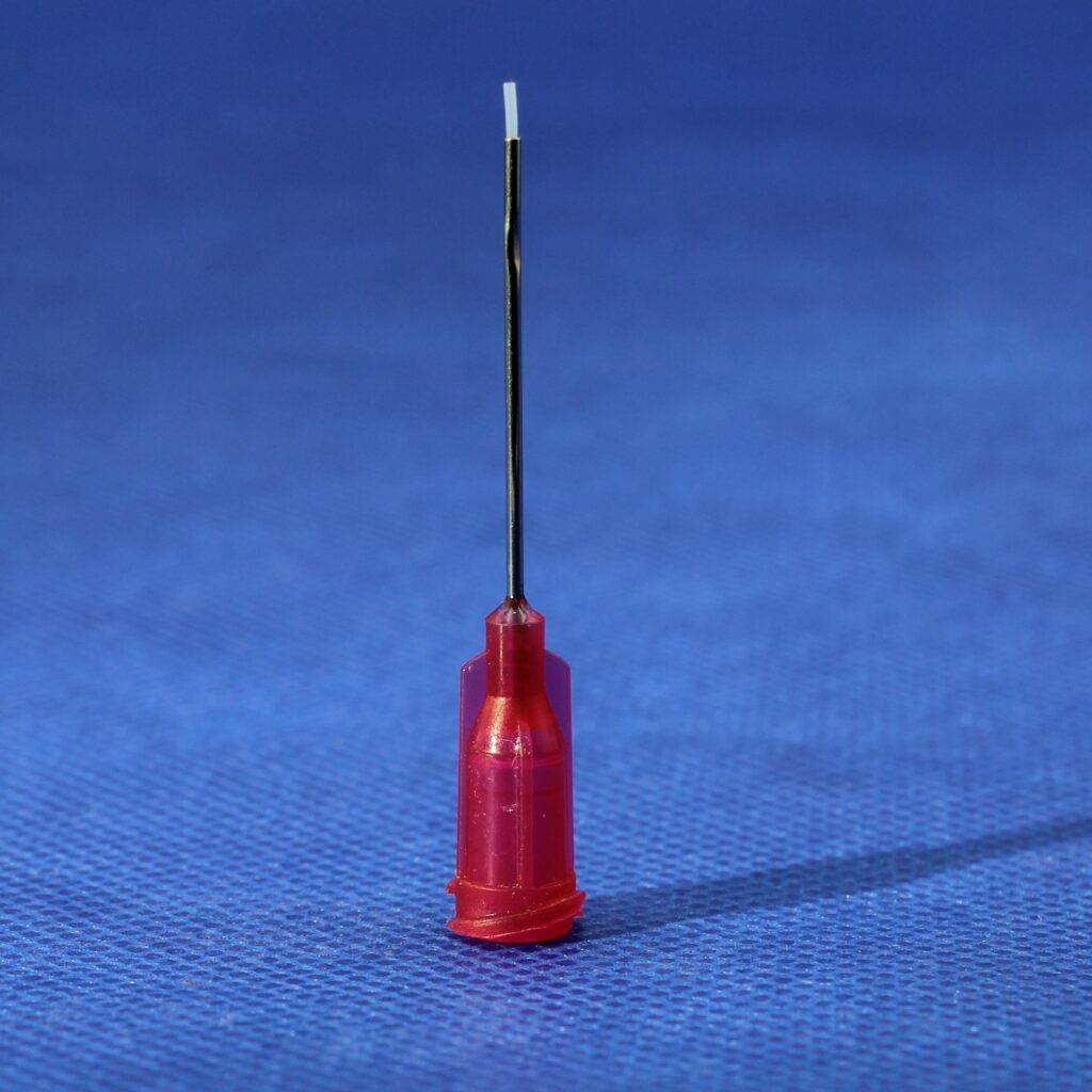 Precision PTFE Lined Tips 27G L25mm ID0.25 Red (Box of 50)
