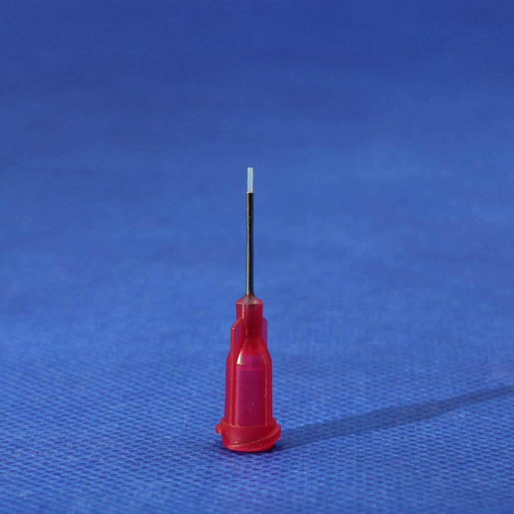 Precision PTFE Lined Tips 27G L6mm ID0.25 Red (Box of 50)